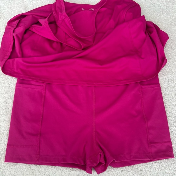 NWT Petite XL Full Coverage Women's One Piece Swimsuit, Skirt with Shorts Under - Picture 4 of 10